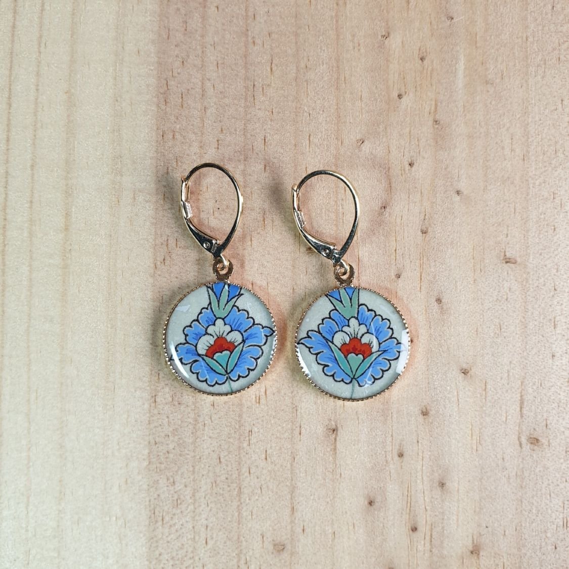 Blue oriental flower earrings