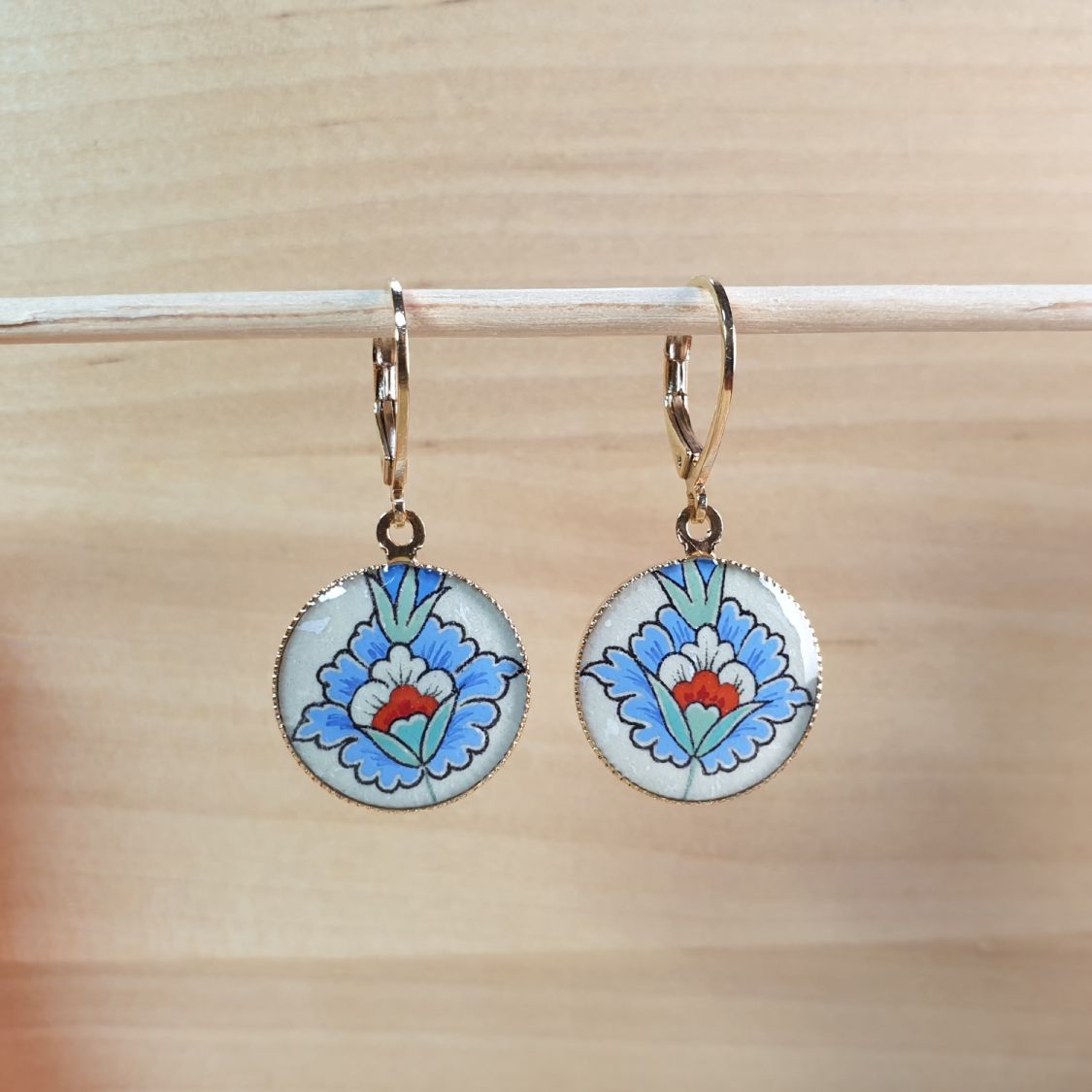 Blue oriental flower earrings