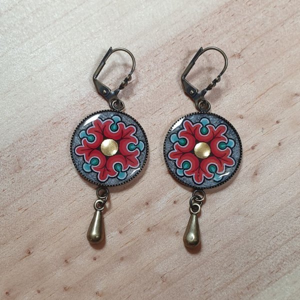 Romanesque flower pendant earrings