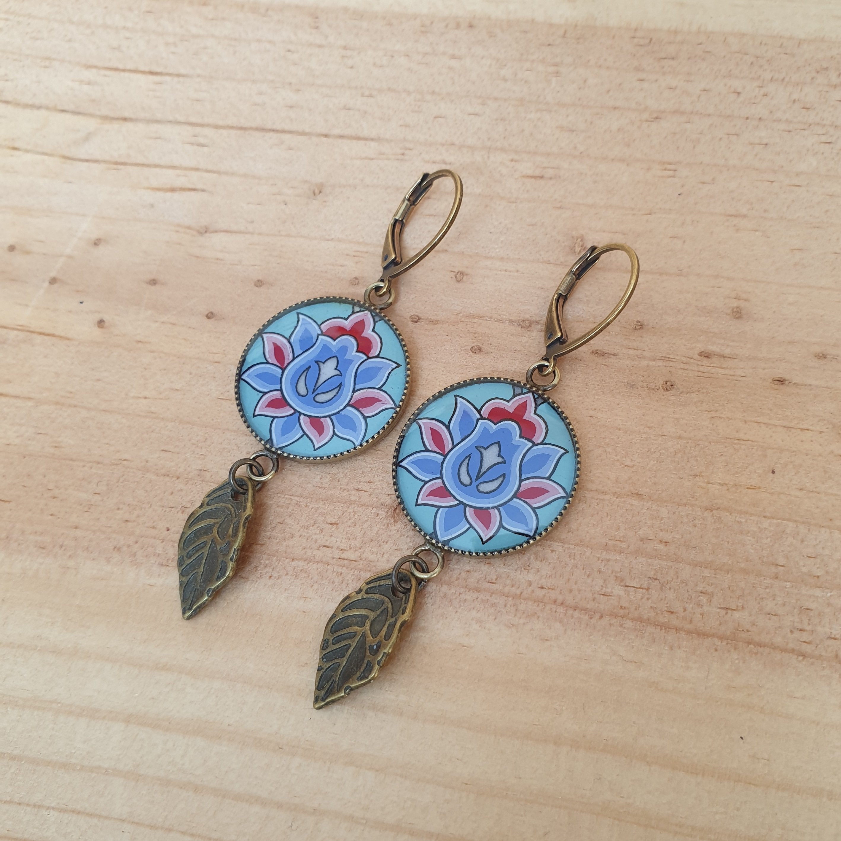 Green/blue/pink flower dangling earrings