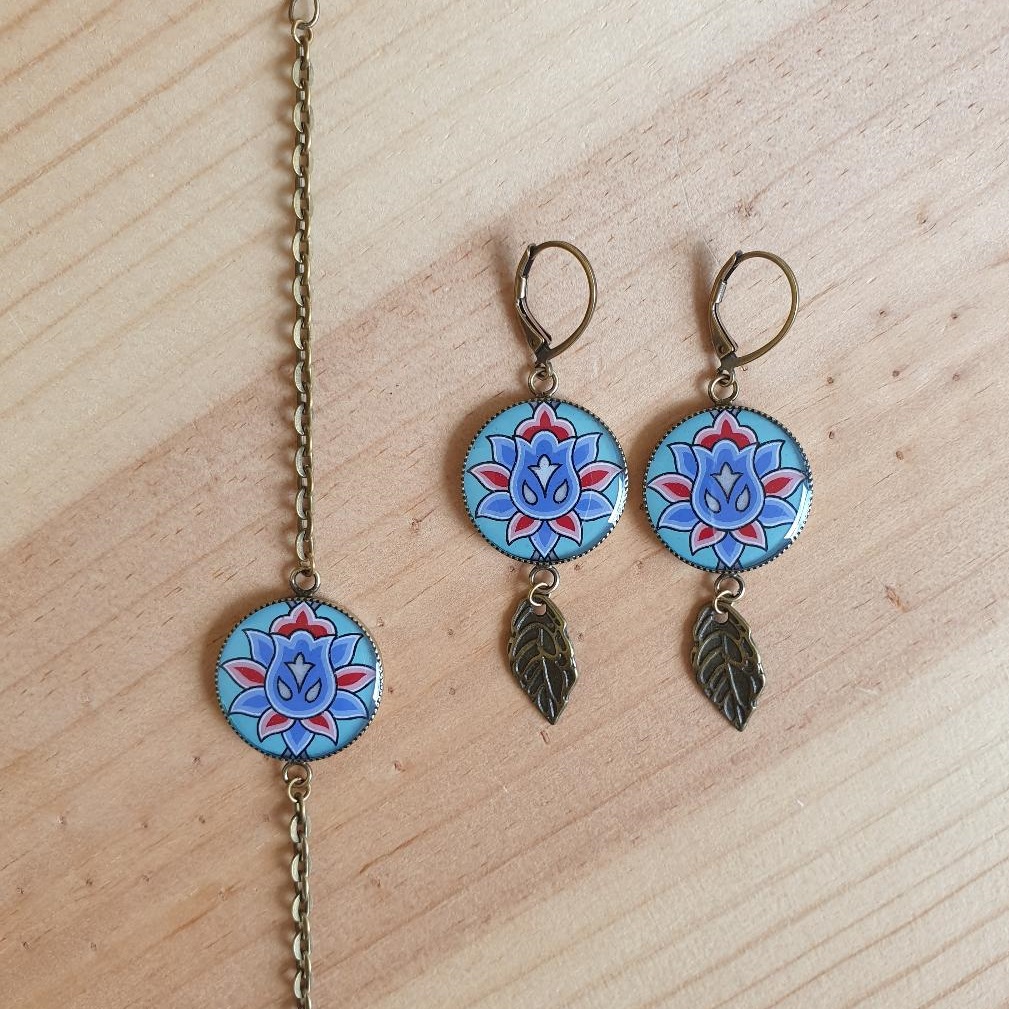 Green/blue/pink flower dangling earrings