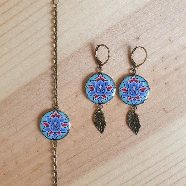Green/blue/pink flower dangling earrings