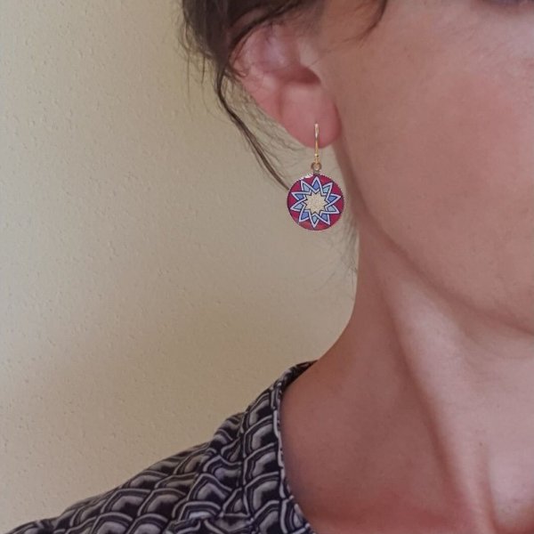 Gold/red/blue/green rosette earrings