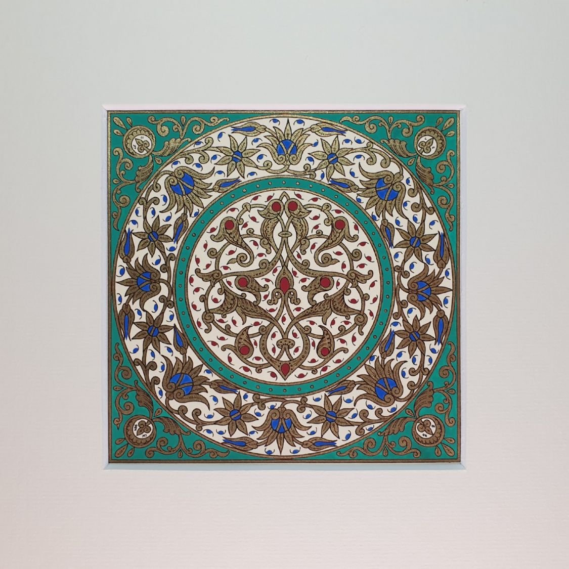 Gold/green/blue/red arabesque illumination