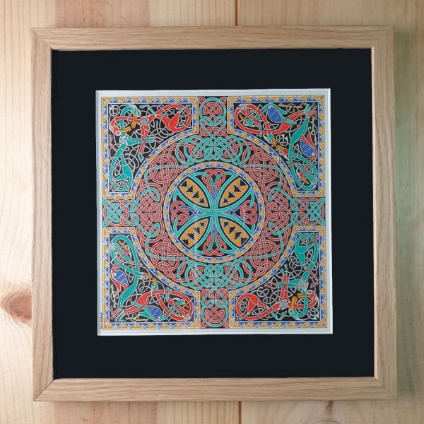Framed island (Celtic) illumination