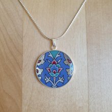 Blue/silver/green/pink flower and arabesque pendant necklace on silver chain